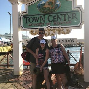 Meet your Posher, Renee